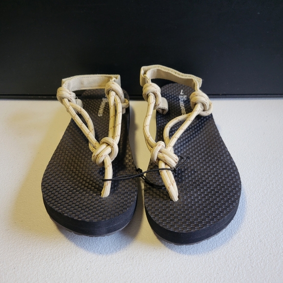 No Boundaries Shoes - No Boundaries Womens Beige Rope Strap Sandals with Black Footbed O6